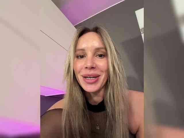 Модель: -CandyViki-