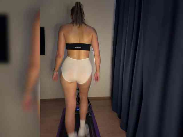 meow-777 Live Webcam on BongaCams
