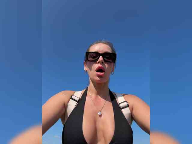 meow-777 Sex Cam Show