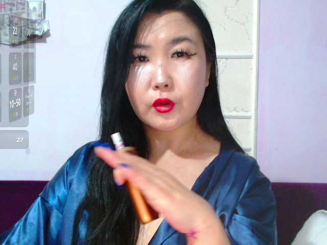 Bet-Lu's BongaCams show and profile