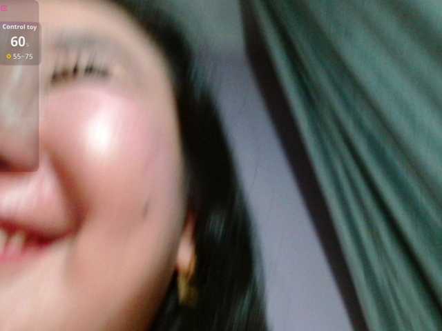 Bet-Lu's BongaCams show and profile