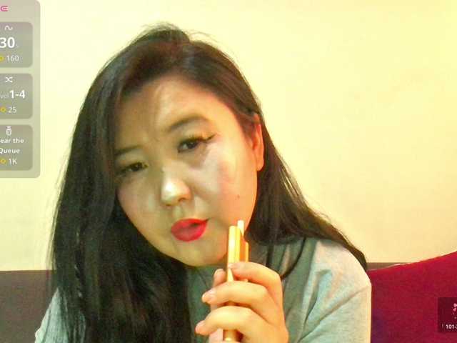 Bet-Lu live cam on BongaCams