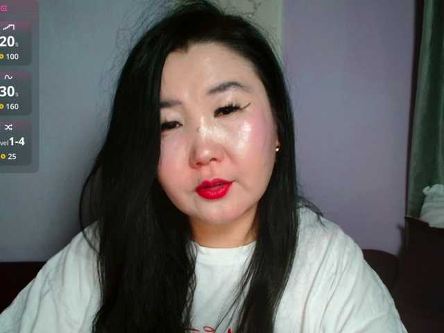 Bet-Lu's BongaCams show and profile