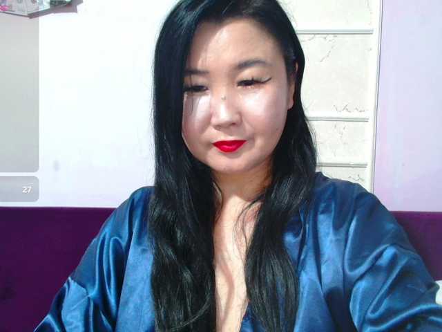 Bet-Lu's BongaCams show and profile
