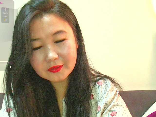 Bet-Lu live cam on BongaCams