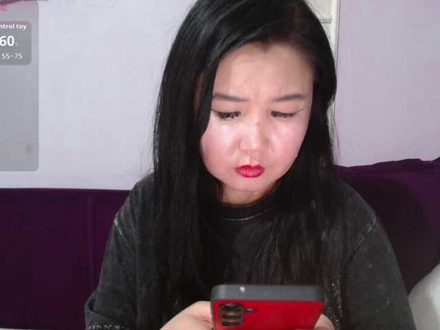 Bet-Lu's BongaCams show and profile