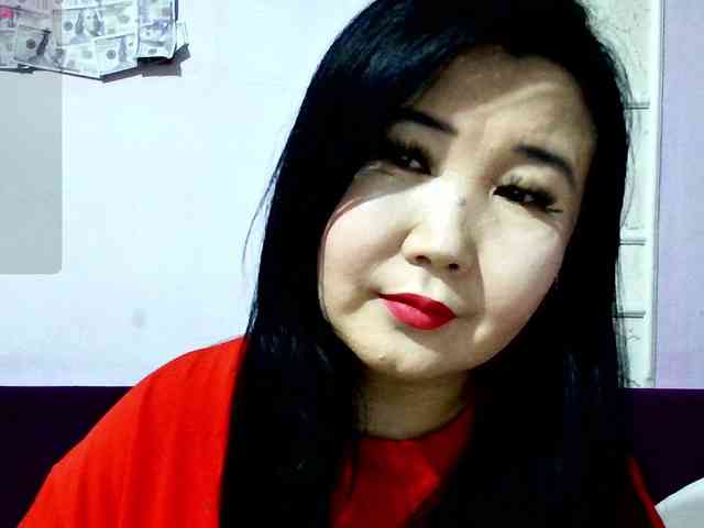 Bet-Lu Live Webcam on BongaCams