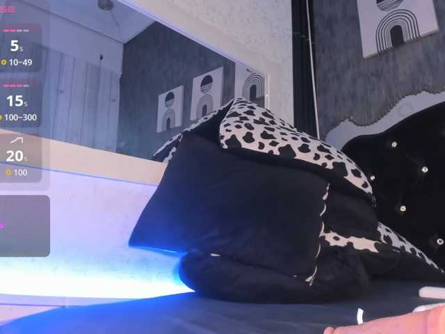 Paola233 live cam preview