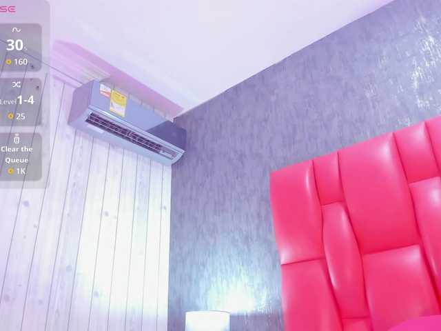 Paola233 live cam on BongaCams