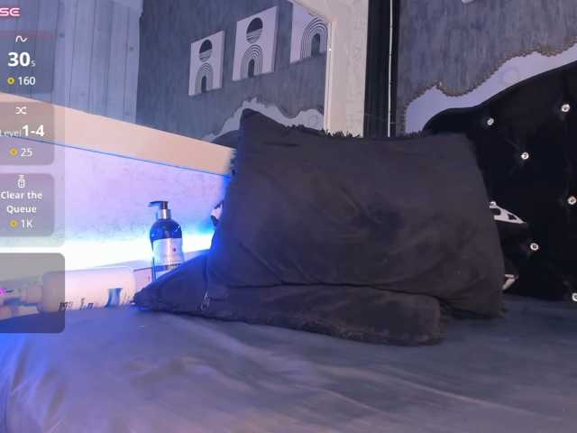 Paola233 live cam on BongaCams