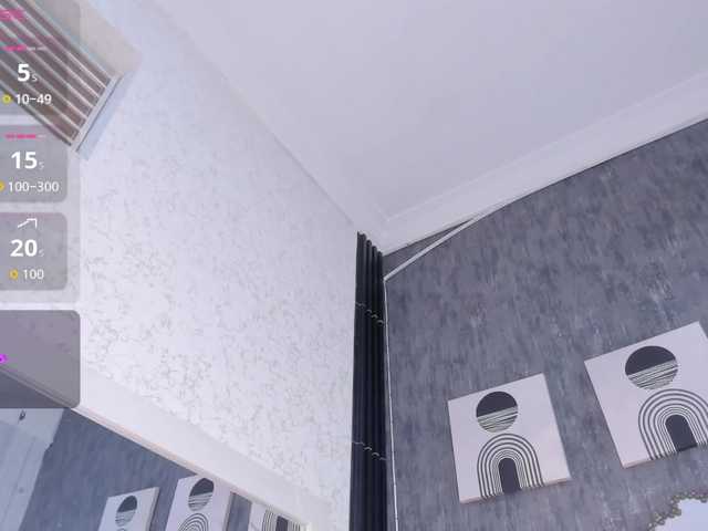 Paola233 live cam on BongaCams