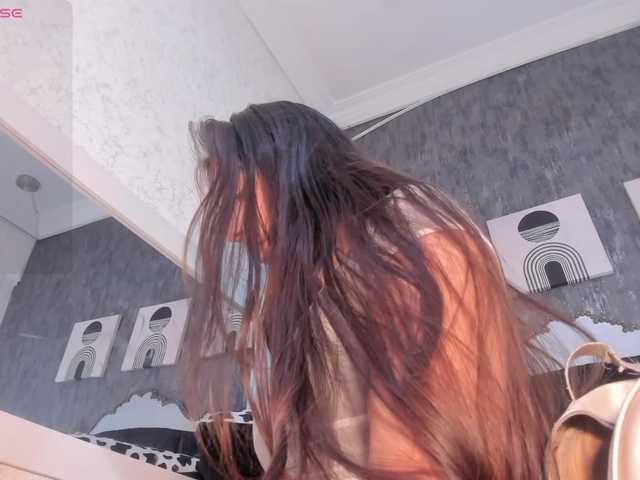 Paola233 live cam on BongaCams