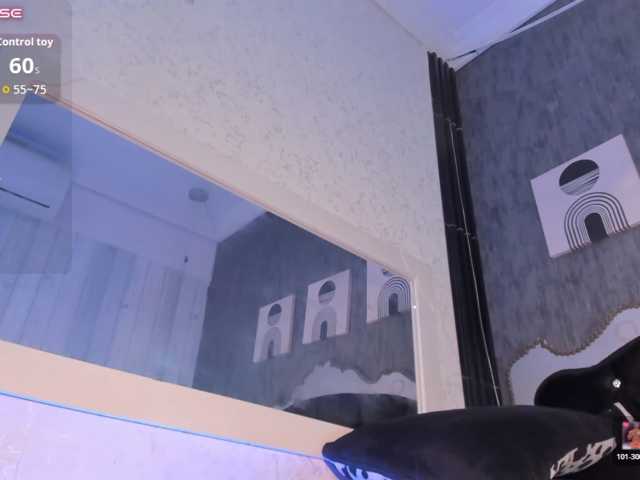 Paola233 live cam on BongaCams