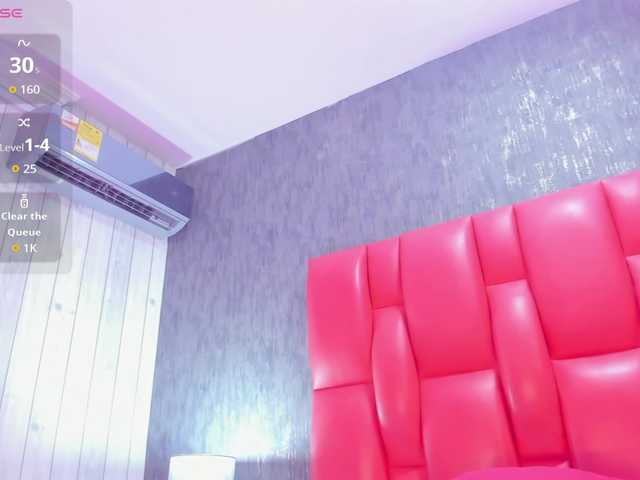 Paola233 live cam on BongaCams