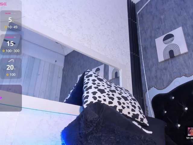 Paola233 live cam on BongaCams