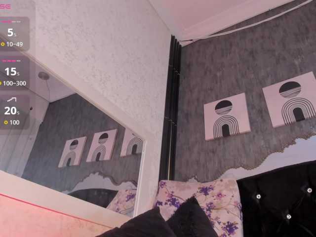 Paola233 live cam on BongaCams
