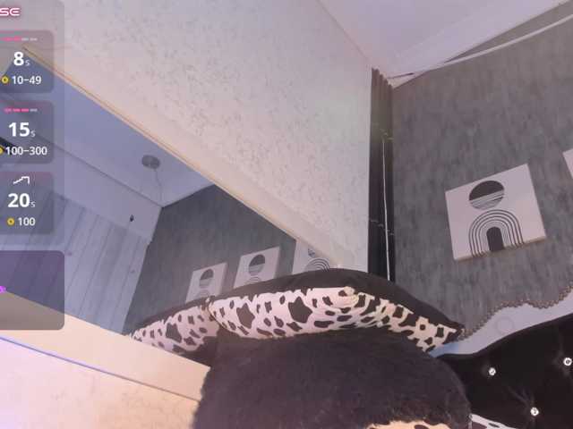 Paola233 live cam on BongaCams