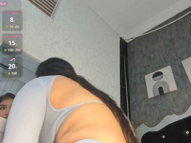 Paola233 live cam on BongaCams