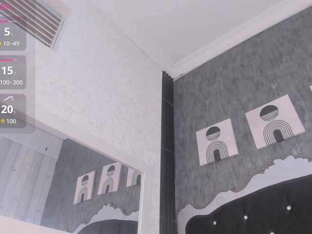 Paola233 live cam on BongaCams
