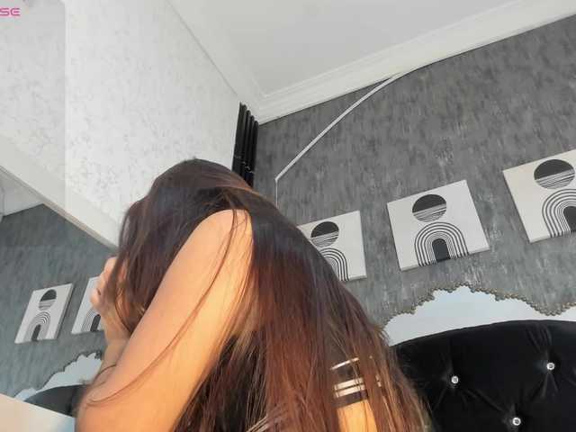 Paola233 live cam on BongaCams