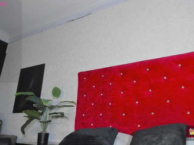 Paola233 live cam on BongaCams