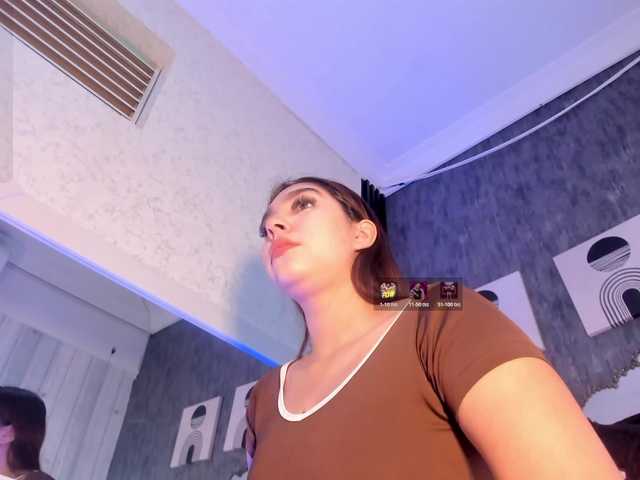 Paola233 live cam preview