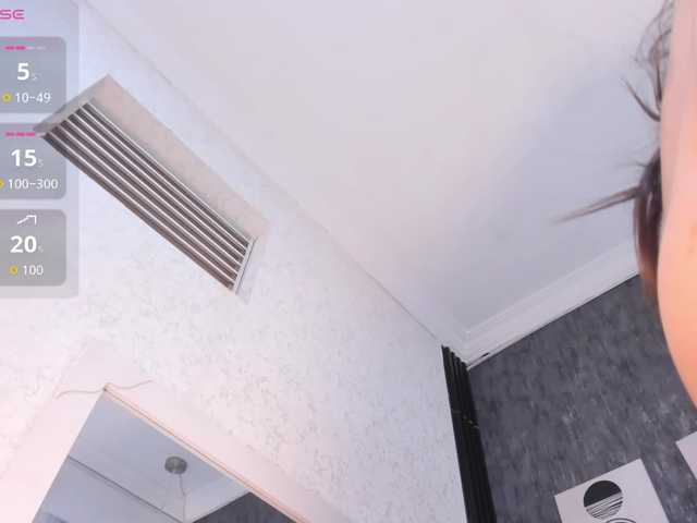 Paola233 live cam on BongaCams