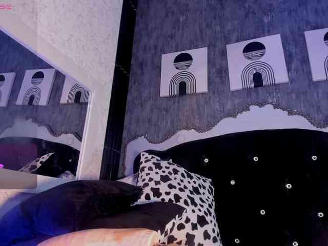 Paola233 webcam