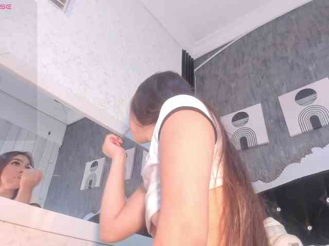 Paola233 Live Webcam on BongaCams