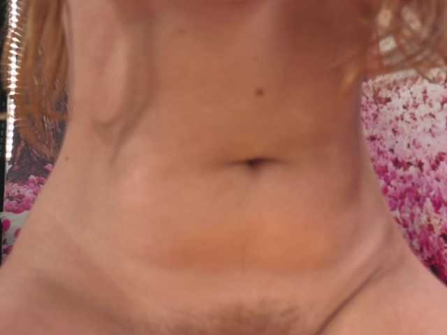 Erotic-cum live cam on BongaCams