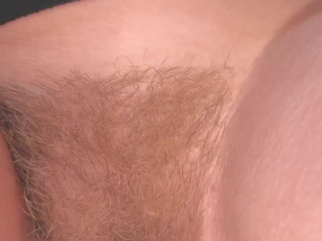 Erotic-cum's BongaCams show and profile