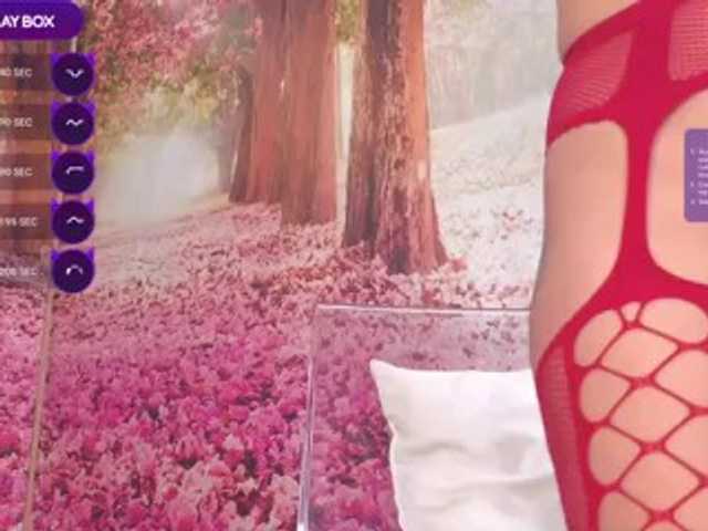Erotic-cum live cam preview