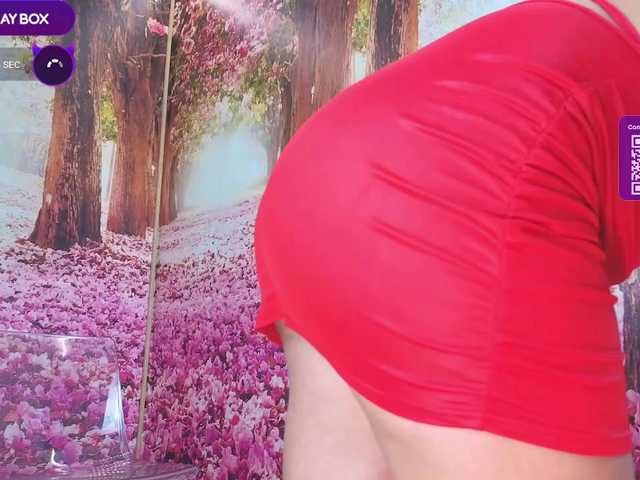 Erotic-cum live cam on BongaCams