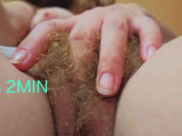 Erotic-cum Live Webcam on BongaCams
