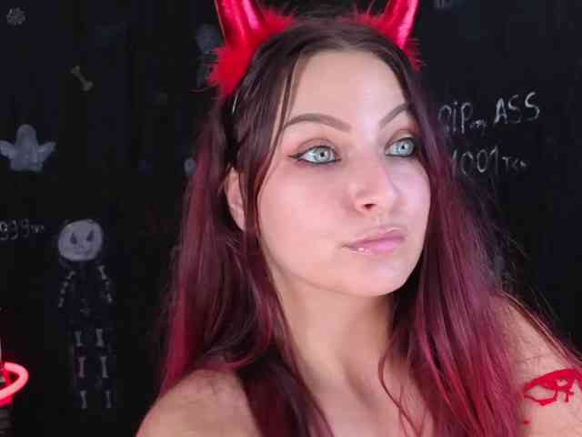 Erotic-cum webcam