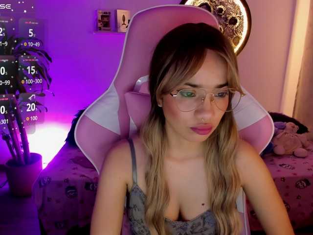 nataly-29 live cam on BongaCams