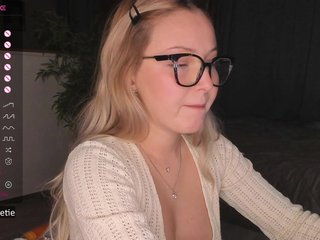 AprilCoy Porn Show