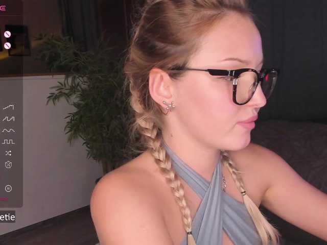 AprilCoy
