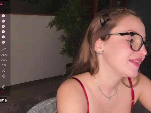AprilCoy webcam