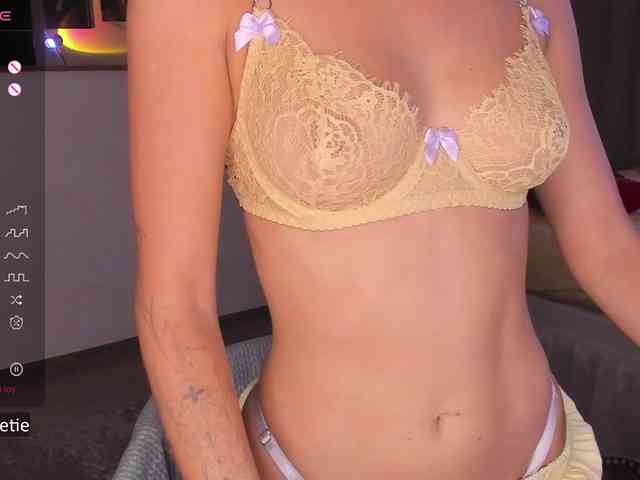 Model: AprilCoy