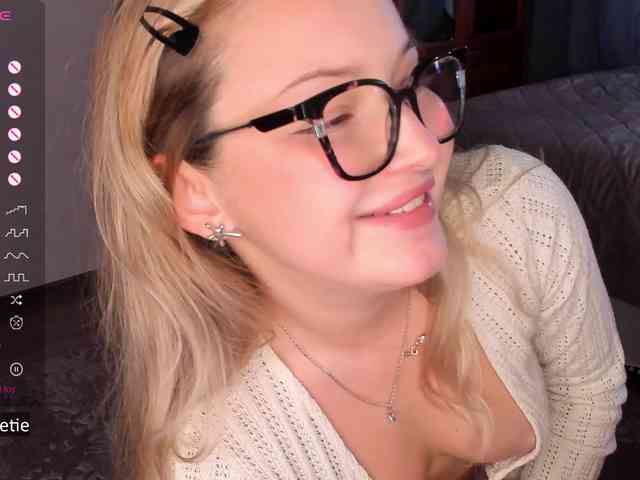 AprilCoy webcam