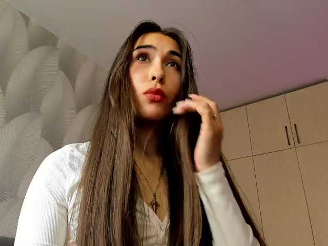 Bambiiiii live cam on BongaCams