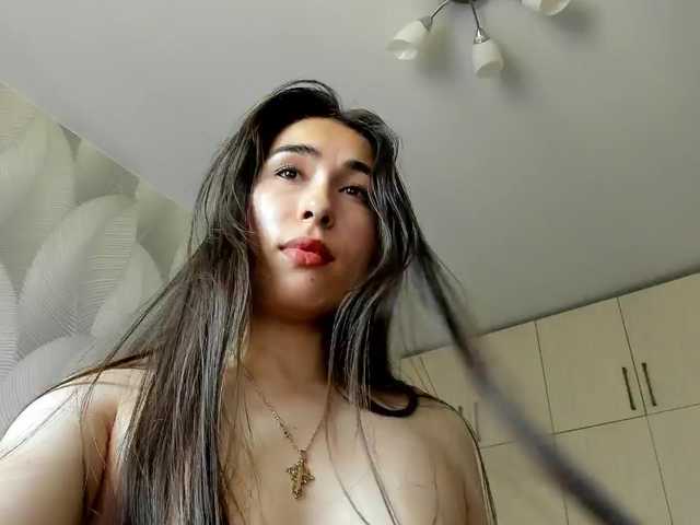 Bambiiiii live cam on BongaCams
