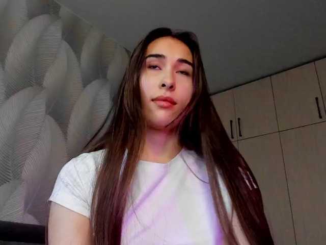 Bambiiiii live cam on BongaCams