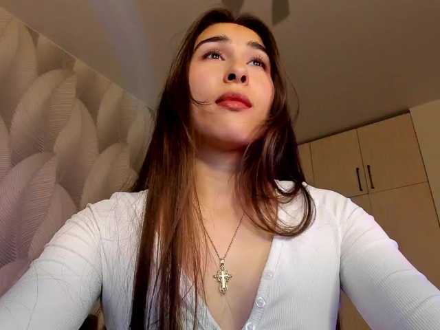Bambiiiii live cam on BongaCams
