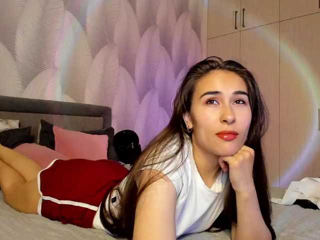 Bambiiiii live cam on BongaCams