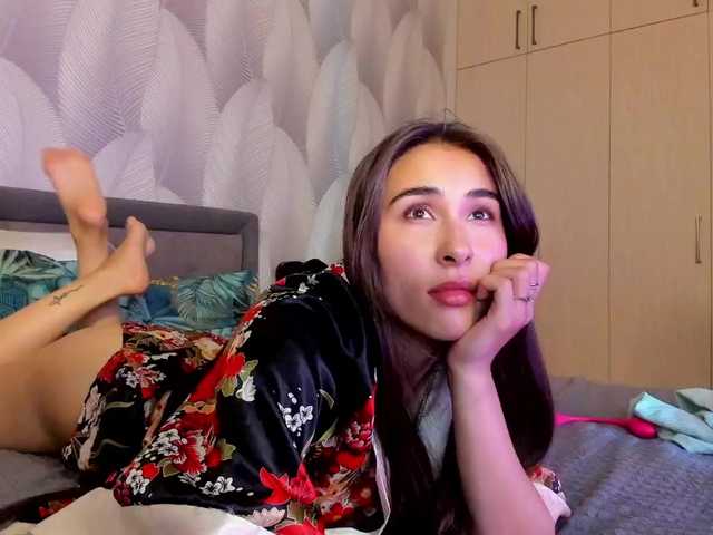Bambiiiii live cam on BongaCams