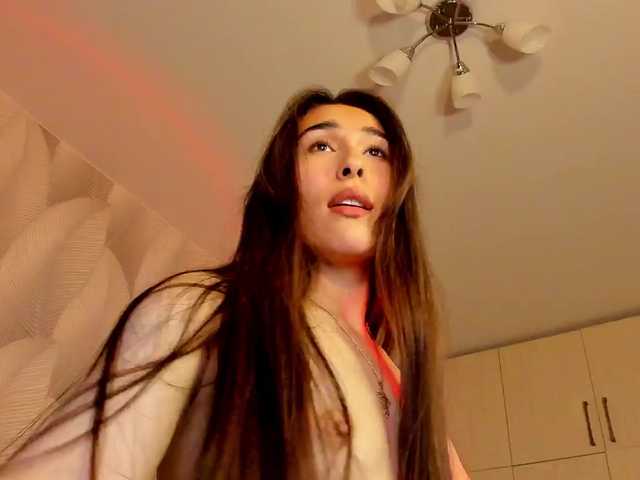 Bambiiiii live cam on BongaCams