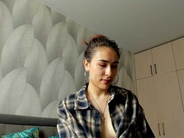 Bambiiiii live cam on BongaCams