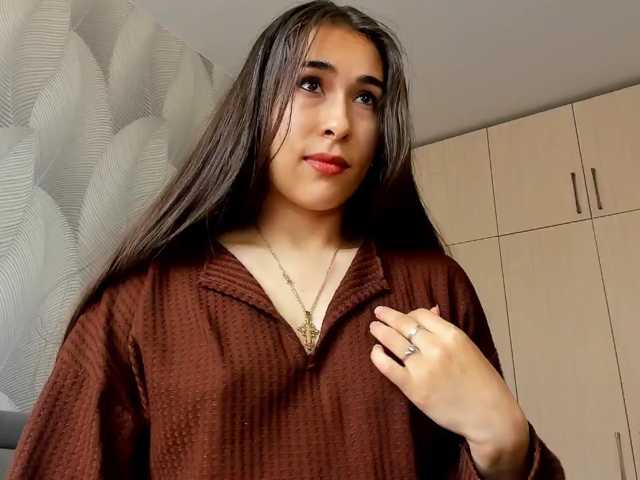 Bambiiiii live cam on BongaCams